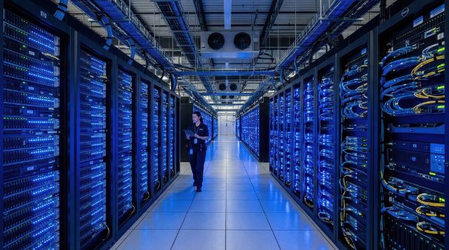 Google suspende una inversión de miles de millones en centros de datos en España a la espera del decreto del Gobierno
