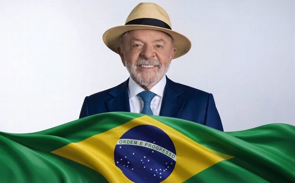 Brasileiro premiado, recorde no efeito estufa e bolas de fogo de Halloween no resumo semanal de Ciência