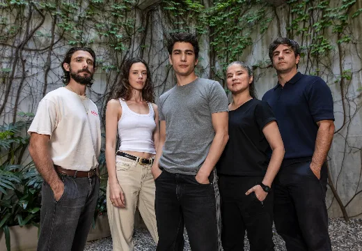 O Futuro É Nosso: Um Guia Completo da Nova Minissérie da Netflix