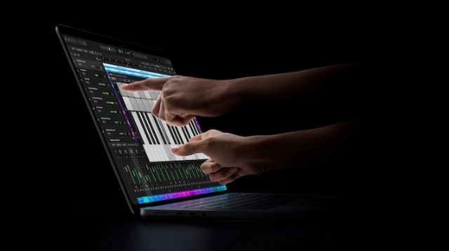 Apple lança MacBook Pro com tela OLED sensível a toques pela primeira vez