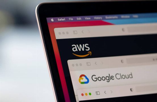 Amazon decepciona em lucro e vê caixa afundar com gastos em IA