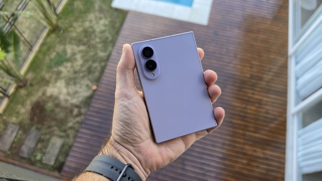 Sobreviveu Galaxy Z Fold8 enfrenta teste de durabilidade