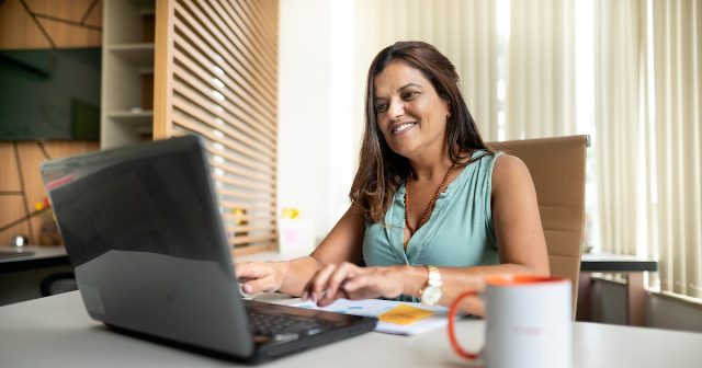 Vagas Remotas: Uma Análise Profunda de 120 Vagas para Trabalho Remoto