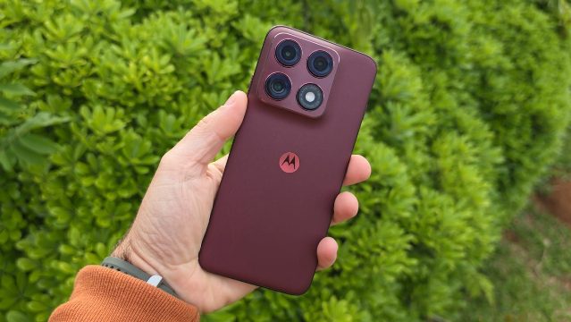 Motorola Edge 70 Pro finalmente começa a receber Android 17 estável