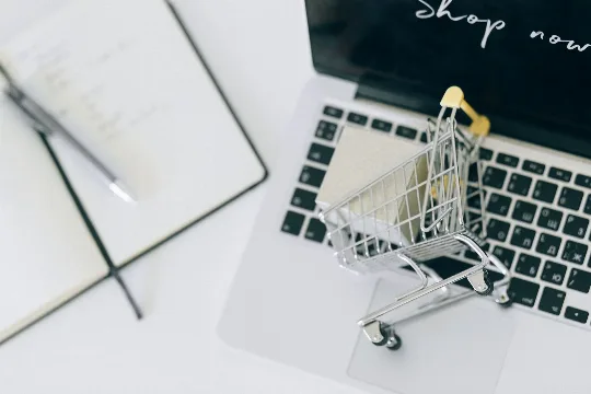 Como Comprar na Black Friday Americana e Entregar no Brasil: Guia Completo