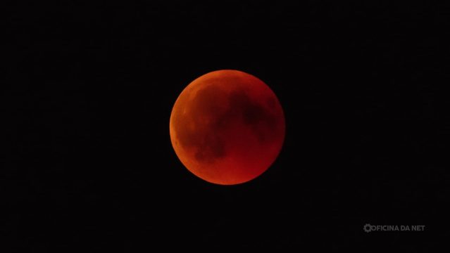 Hoje a Lua muda de fase e tem eclipse solar total, mas com um porém; entenda a fase lunar