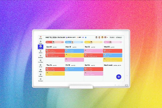 The Best Digital Wall Calendar (2026): Skylight, Everblog, Apolosign
