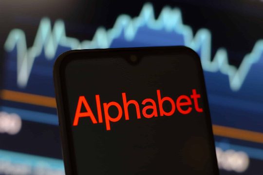 Dona do Google fica abaixo das expectativas e acende alerta sobre gastos com IA