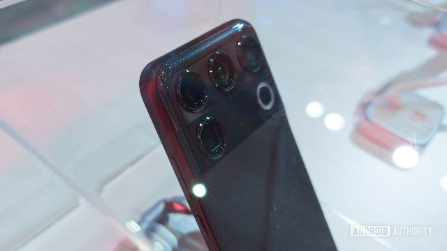 Motorola’s big US flagship comeback could come with an even bigger price tag