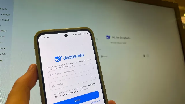 Governo dos EUA Banca Inteligência Artificial Chinesa DeepSeek por Riscos de Espionagem e Malware