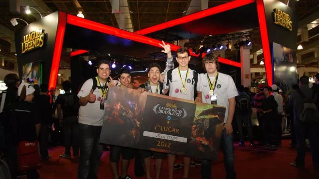 A Evolução do CBLOL: Do Maracanãzinho ao Parque Olímpico
