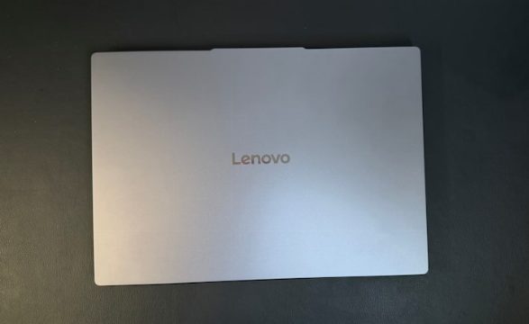 IdeaPad Slim 3x com Snapdragon X é o clássico ‘PC de trabalho’ com ótima bateria