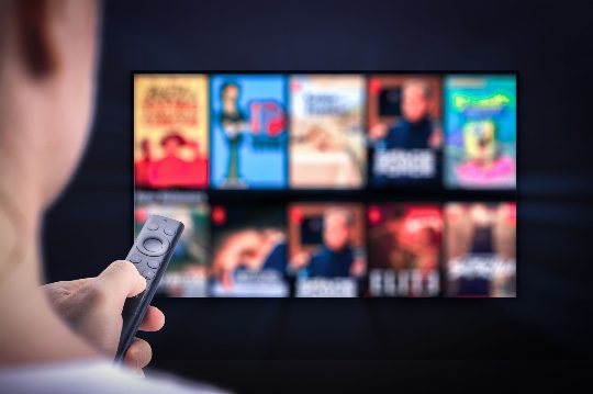 Why I changed my smart TV DNS settings (and how to do it)
