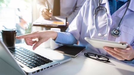 Elektronische Patientenakte: Verbände fordern kompletten Neustart