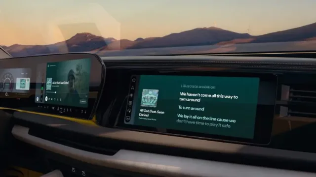 Spotify Lança App Nativo para Carros: Uma Solução de Voz e Vídeos Inovadora