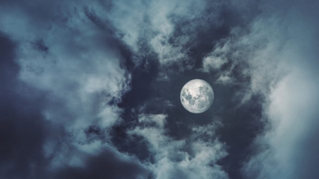 Entenda a origem da Lua do Caçador que brilhou no céu este mês