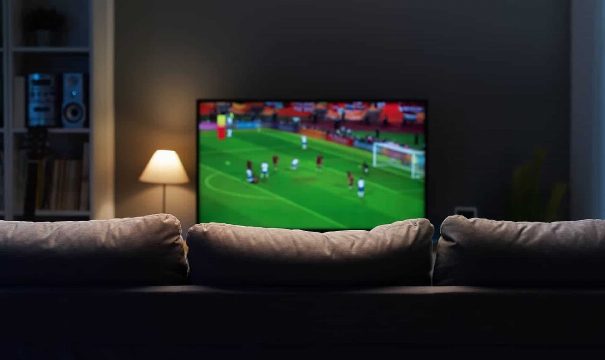 Jogos de hoje (17/10/26): onde assistir futebol ao vivo e horários das partidas