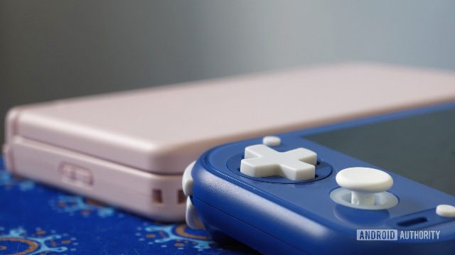 The ANBERNIC Nintendo clone I would recommend you buy isn’t the one I use the most